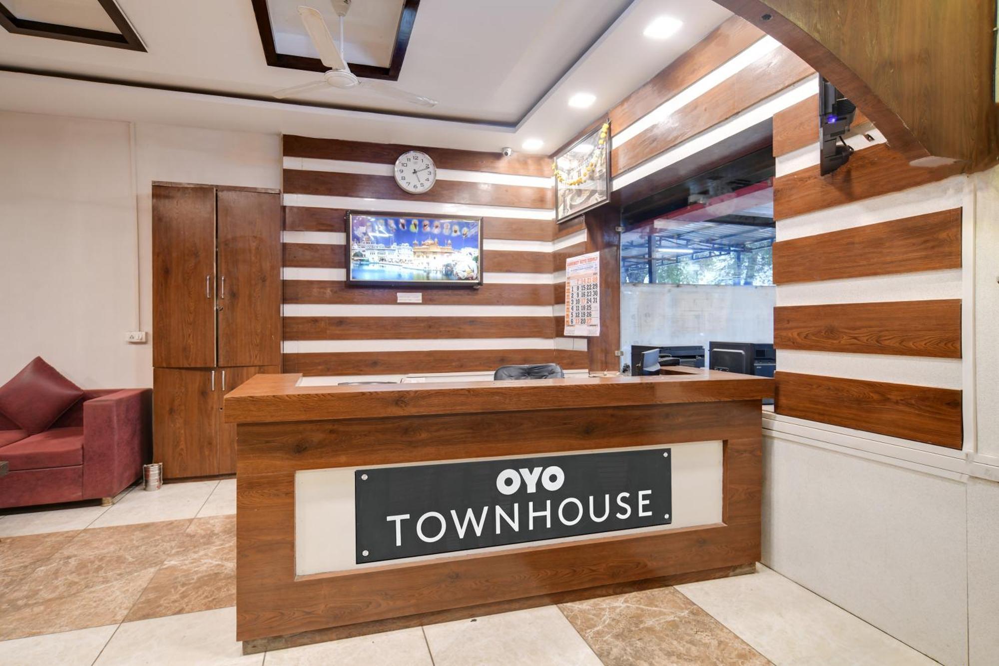 Townhouse Prime Stay Indore Dış mekan fotoğraf