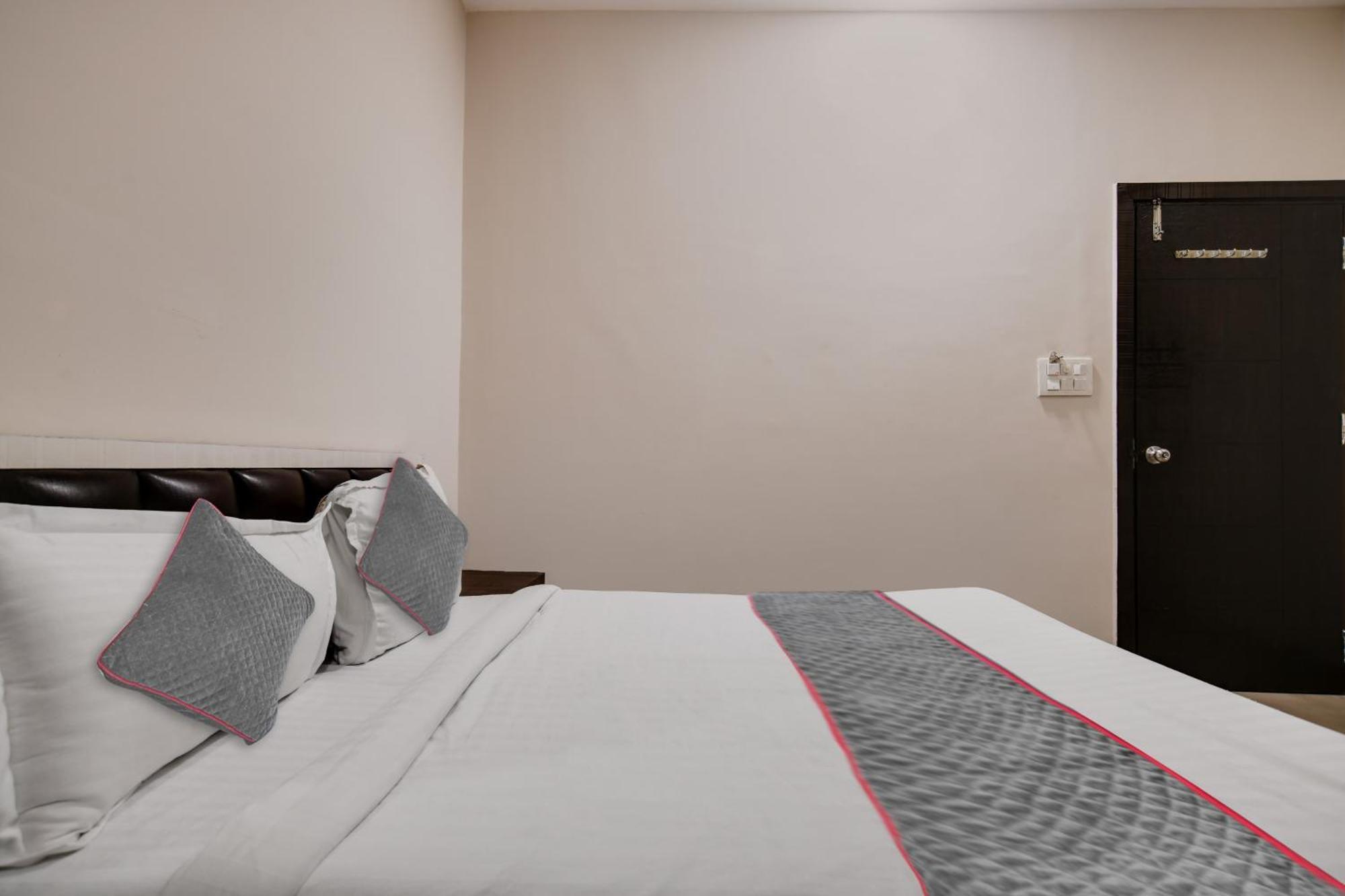 Townhouse Prime Stay Indore Dış mekan fotoğraf
